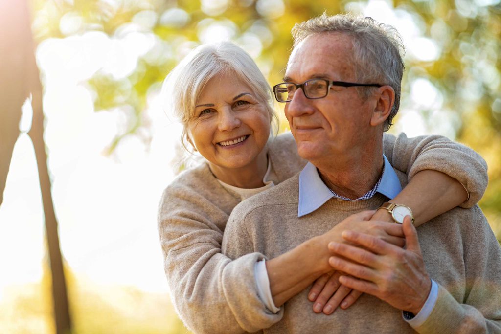 couple-smiling
